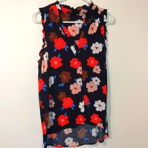 Sleeveless button down blouse
